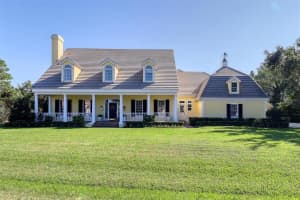 871 MACEWEN DR, OSPREY, FL 34229 Sold 08/21/23