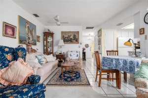 2426 CARLISLE PL, SARASOTA, FL 34231 Sold 01/23/23