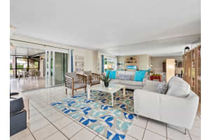 510 CHIPPING LANE, LONGBOAT KEY, FL 34228 Sold 11/13/23