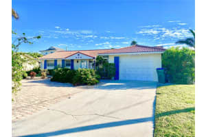 606 DUNDEE LN, HOLMES BEACH, FL 34217 Sold 05/09/23