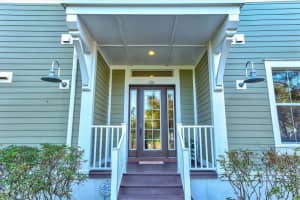 311 Sapphire Lake Dr, Bradenton, FL 34209, Sold 02/21/23