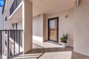 6265 MIDNIGHT PASS RD #305, SARASOTA, FL 34242 Sold 12/28/22