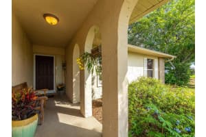 1755 Country Meadows Dr, Sarasota, FL 34235, Sold 12/12/22