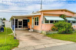3832 115TH STREET CT W, BRADENTON, FL 34210 Sold 01/26/23