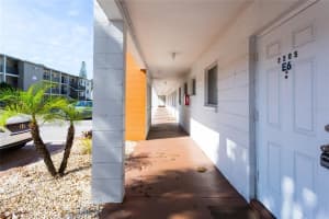 2205 SUNSET DR #E6, BRADENTON, FL 34207 Sold 12/22/22