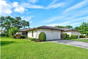3636 MUIRFIELD DR #1D, SARASOTA, FL 34238 Sold 04/17/23