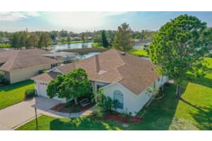 4890 Post Pointe Dr, Sarasota, FL 34233, Sold 03/23/23