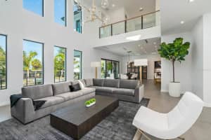 545 Kingfisher Ln, Longboat Key, FL 34228, Sold 03/15/23