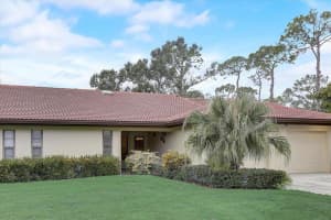 3747 Spanish Pine Ct, Sarasota, FL 34238, Sold 04/13/23