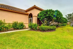 3810 Alamanda Dr, Sarasota, FL 34238, Sold 02/23/23