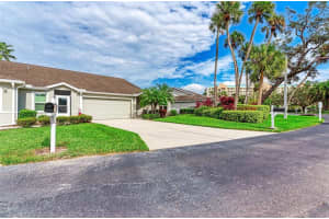 1602 FAIRWAY OAKS DR #4, PALMETTO, FL 34221 Sold 01/27/23