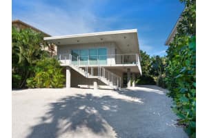 4949 COMMONWEALTH DR, SARASOTA, FL 34242 Sold 02/03/23