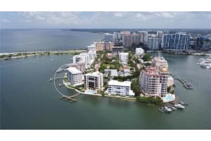 350 GOLDEN GATE PT #61, SARASOTA, FL 34236 Sold 01/17/23