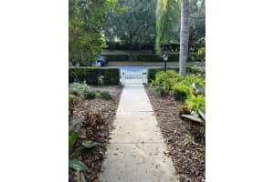 5607 SOUTHERNMOST LN, BRADENTON, FL 34203 Sold 01/31/23