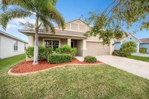 1813 RAVEN GLEN DR, RUSKIN, FL 33570 Sold 04/19/23
