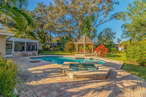 2050 KINGSTON CT, CLEARWATER, FL 33764 Sold 04/08/23