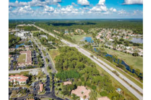 3020 BOBCAT VILLAGE CENTER RD, NORTH PORT, FL 34288 - MLS#MFRA4553493