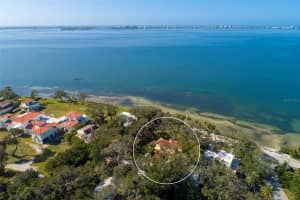 2704 BAY SHORE RD, SARASOTA, FL 34234 Sold 05/22/24