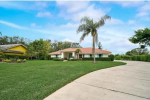 8779 MISTY CREEK DR, SARASOTA, FL 34241 Sold 05/09/23