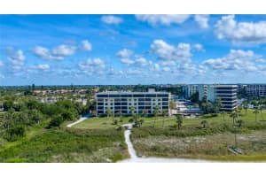 5740 MIDNIGHT PASS RD #106, SARASOTA, FL 34242 Sold 03/31/23