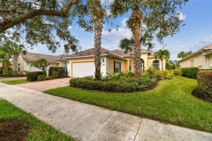 5743 BENEVENTO DR, SARASOTA, FL 34238 Sold 01/25/23