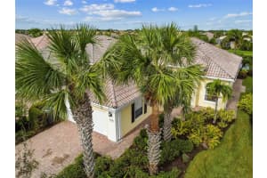 5743 BENEVENTO DR, SARASOTA, FL 34238 Sold 01/25/23