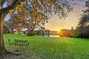 8757 Wild Dunes Dr, Sarasota, FL 34241, Sold 03/31/23