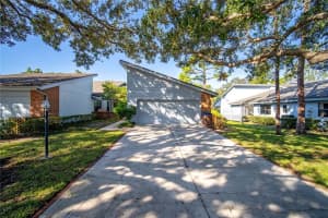 2626 Moss Oak Dr, Sarasota, FL 34231, Sold 02/10/23