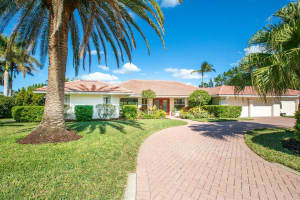117 S WARBLER LN, SARASOTA, FL 34236 Sold 02/15/23
