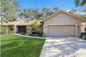 809 FORESTVIEW DR, SARASOTA, FL 34232 Sold 02/27/23