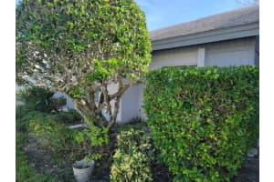 5416 CRESTLAKE BLVD #155, SARASOTA, FL 34233 Sold 01/18/23