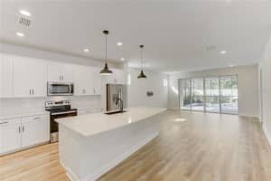 2571 FIREFLAG LN, SARASOTA, FL 34232 Sold 01/06/23