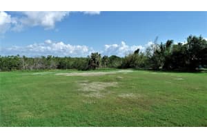 4310 POINT CT, PORT CHARLOTTE, FL 33948 - MLS#MFRA4553914