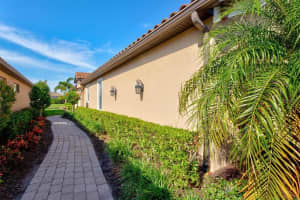 8725 BELLUSSI DR, SARASOTA, FL 34238 Sold 03/06/23
