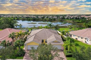 6022 BENEVENTO DR, SARASOTA, FL 34238 Sold 03/20/23