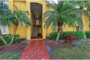 1967 TOUCAN WAY #200, SARASOTA, FL 34232 Sold 02/28/23