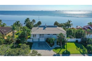 3908 BAYSIDE DR, BRADENTON, FL 34210 Sold 04/20/23