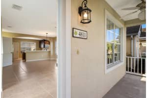 4811 Woodbrook Dr, Sarasota, FL 34243, Sold 03/23/23