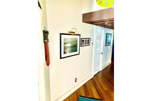 1007 Gulf Dr N, Bradenton Beach, FL 34217, Sold 03/01/23