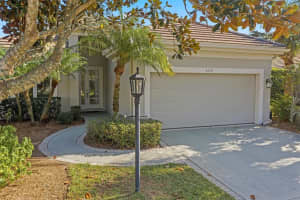 5209 97th St E, Bradenton, FL 34211, Sold 03/07/23