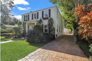 2326 MCCLELLAN PARKWAY, SARASOTA, FL 34239 Sold 01/03/24