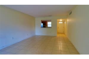 912 LA COSTA CIR #2, SARASOTA, FL 34237 Sold 02/03/23