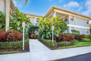 1245 Edgewater Cir, Bradenton, FL 34209, Sold 05/12/23