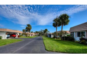 2734 RIVERBLUFF PL #V58, SARASOTA, FL 34231 Sold 01/19/23