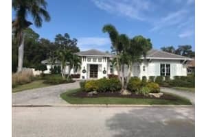 1572 Eastbrook Dr, Sarasota, FL 34231, Sold 02/17/23