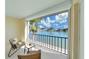 7465 BAY ISLAND DR S #218, SOUTH PASADENA, FL 33707 Sold 03/10/23