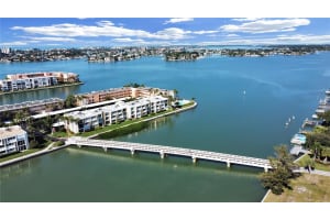 7465 BAY ISLAND DR S #218, SOUTH PASADENA, FL 33707 Sold 03/10/23