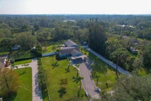 2852 57TH ST, SARASOTA, FL 34243 Sold 03/31/23