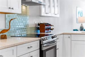 888 BLVD OF THE ARTS #202, SARASOTA, FL 34236 Sold 01/06/23