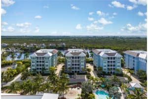 383 ARUBA CIRCLE, BRADENTON, FL 34209 Sold 05/24/23